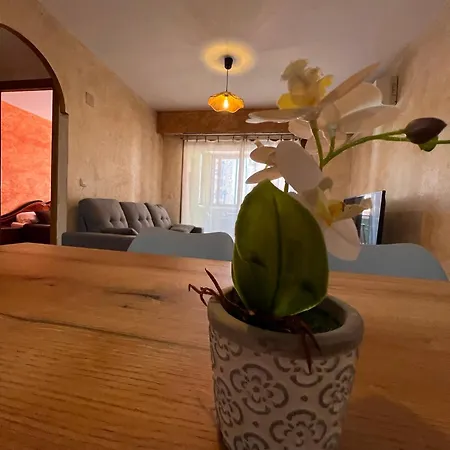 Διαμέρισμα Apartamentoj&j